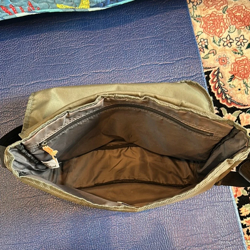 Timberland Green Messenger Bag Practical Durable Design